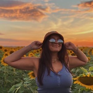 Meet your Posher, Rosalie